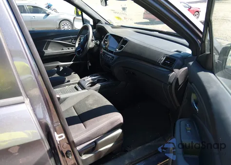 2021 Honda Passport Awd Sport from USA, damaged, VIN 5FNYF8H21MB001770